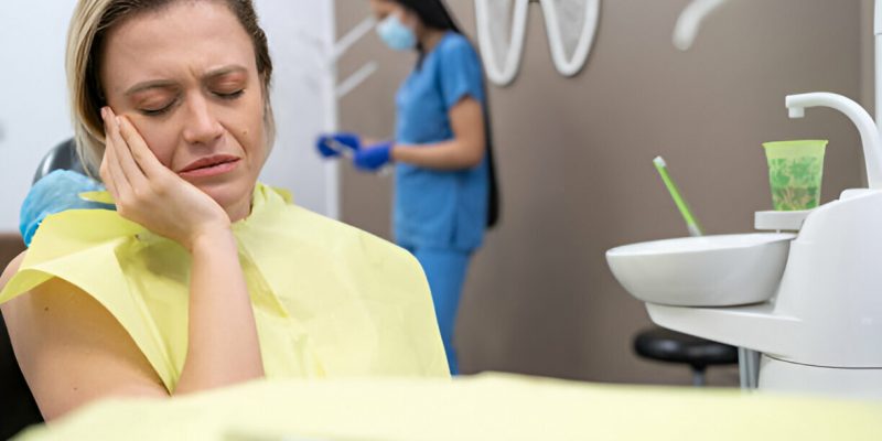 Handling Dental Emergencies: Expert Tips and Immediate Actions_FI